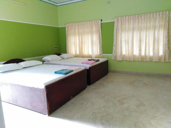 Room 3, VLS HOLIDAY HOME, Kanniyakumari