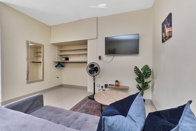 Living area 3, Urban Luxe Studio Illovo Mews by CTHA, City of Johannesburg