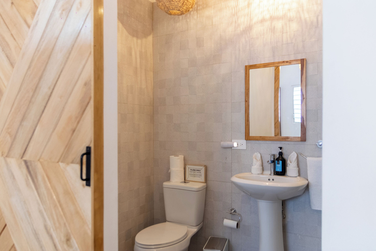 Bathroom 4, Blue Serenity Hotel, Nicoya