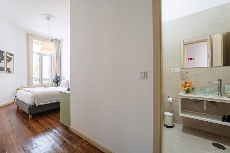 Bathroom 4, Guestready - Vanzeleres Collection, Porto