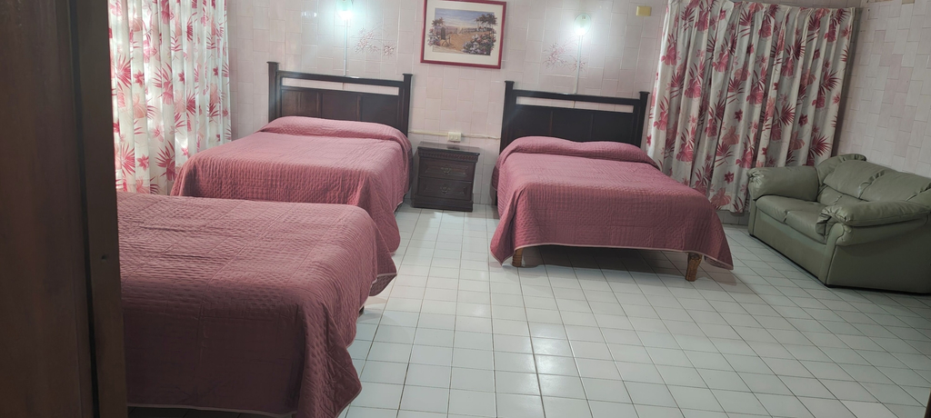 Room 3, Hotel, Guasave