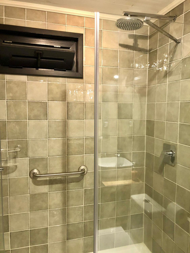 Bathroom 4, Calma Lodge, Osorno