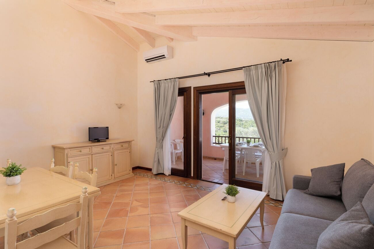 Living area 4, Casa Tozzi by Wonderful Italy, Olbia-Tempio