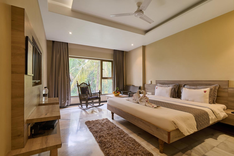 Bedroom 3, Hotel Hrushikesh, Ahmadnagar
