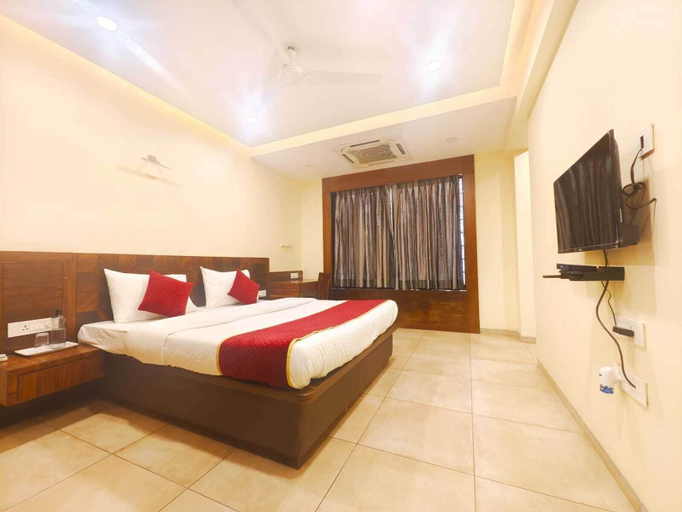 Room 3, Balaji Home Stay, Pune