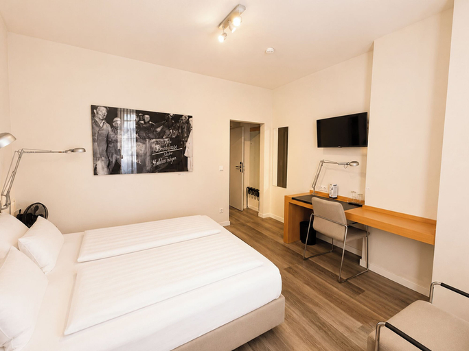 Room 4, DORMERO Hotel Essen, Essen