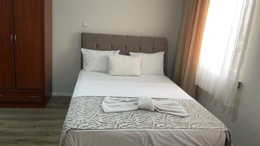 Others 5, Kennedy otel, Çankaya