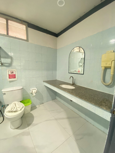 Bathroom 4, Chaweng Noi Resort, Ko Samui
