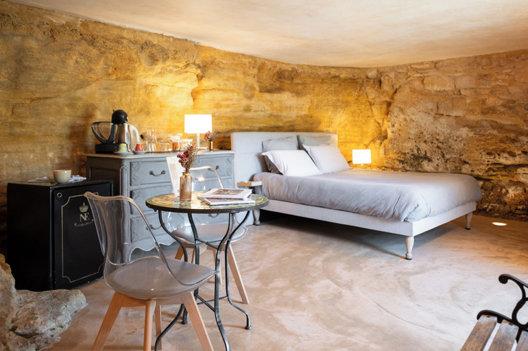Bedroom 5, La Suite Troglodyte, Dordogne