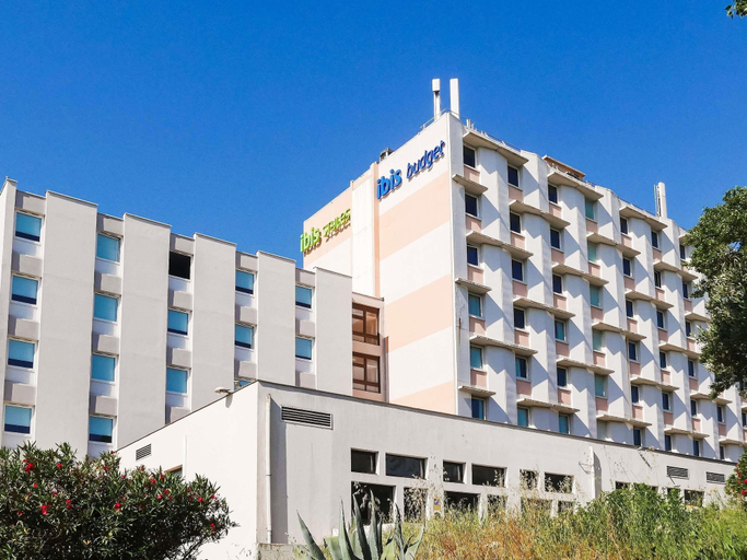 Exterior & Views 2, ibis budget Arles Palais des Congrès, Bouches-du-Rhône
