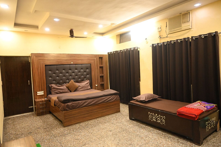 Room 3, Hotel Vills - Stay in Luxury Guest House, Lucknow