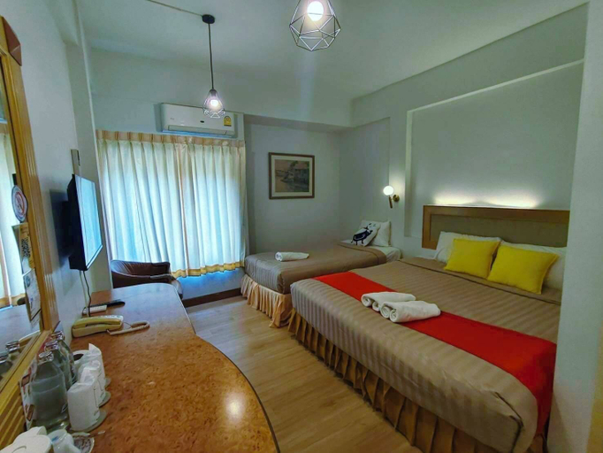 Bedroom 3, Polkadot Cafe&Hotel, Muang Phitsanulok