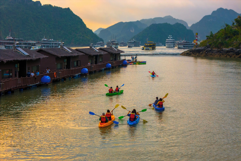 Boating, Hai Phong Floating House, Cát Hải