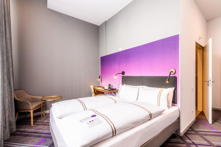 Bedroom 3, Premier Inn Wuppertal City Centre, Wuppertal