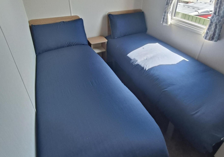 Room 5, Cozy 2 Bedroom Caravan Golden Sands, Conwy