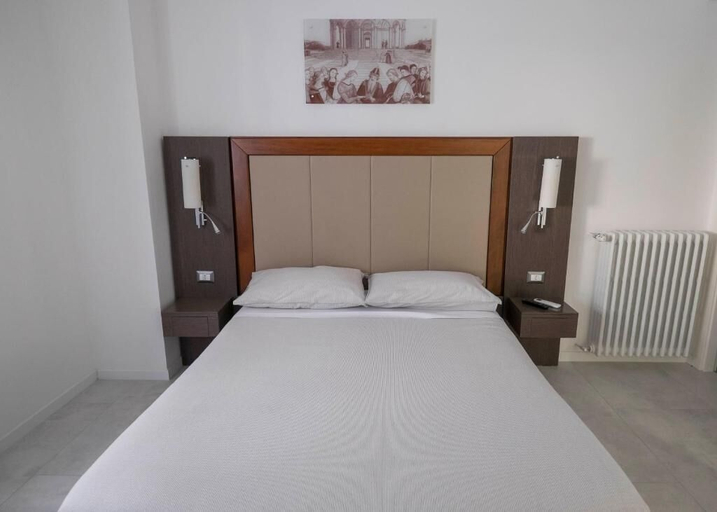 Room 4, IL PERUGINO GUEST HOUSE, Rome