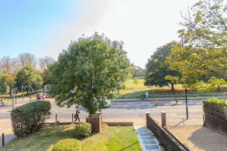 Room 5, Samko Suites Clapham, London
