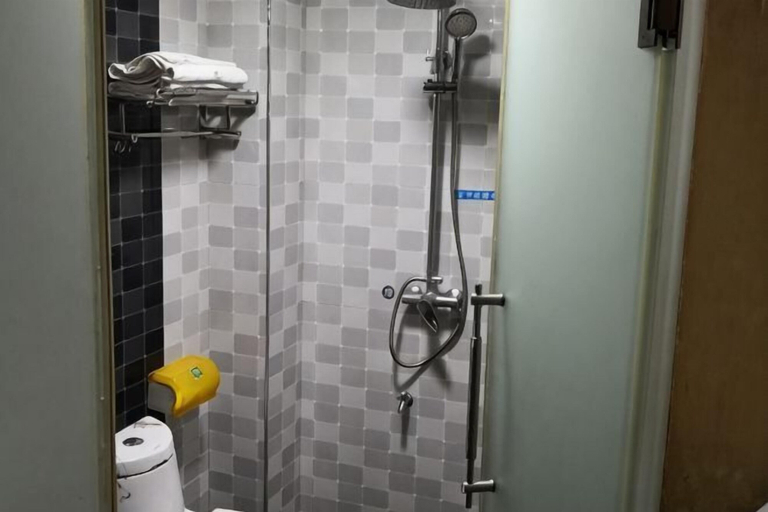 Bathroom 3, Chongren Laowu Business Hotel, Fuzhou