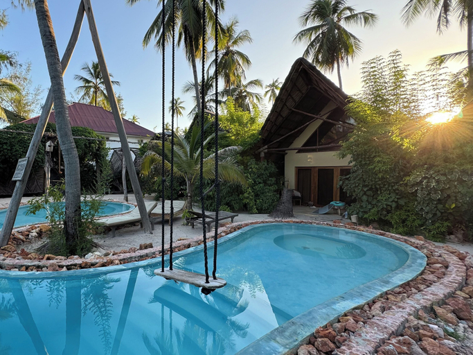 Pool 2, MONEA The Nest, Kusini