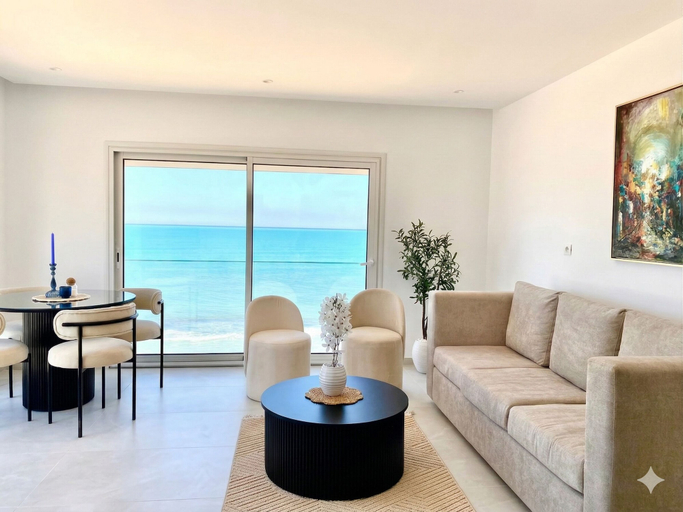 Living room 4, Elegant Beachfront Apartment in La Marsa with Panoramic Sea Views, La Marsa