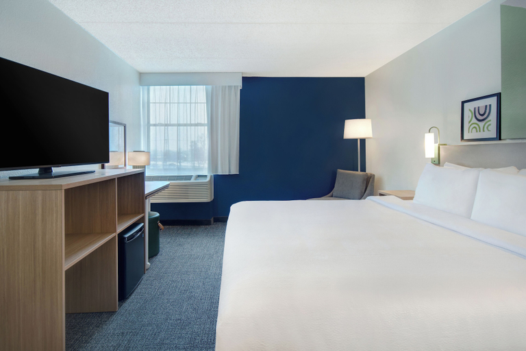 Bedroom 3, Spark by Hilton Watertown, Jefferson