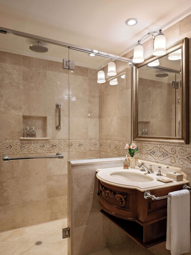 Bathroom 4, Monasterio, A Belmond Hotel, Cusco, Cusco