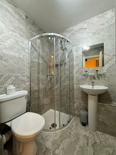 Bathroom 5, Morehampton Townhouse, Dublin