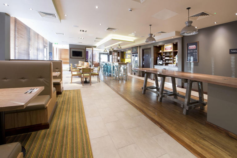 Food & Drinks 5, Premier Inn London Lewisham, London