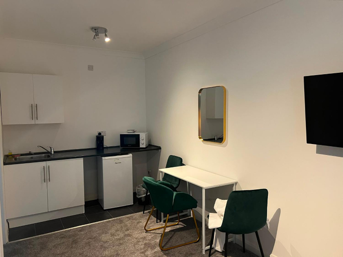 Others 4, TLK Apartments and Hotel - Orpington, London