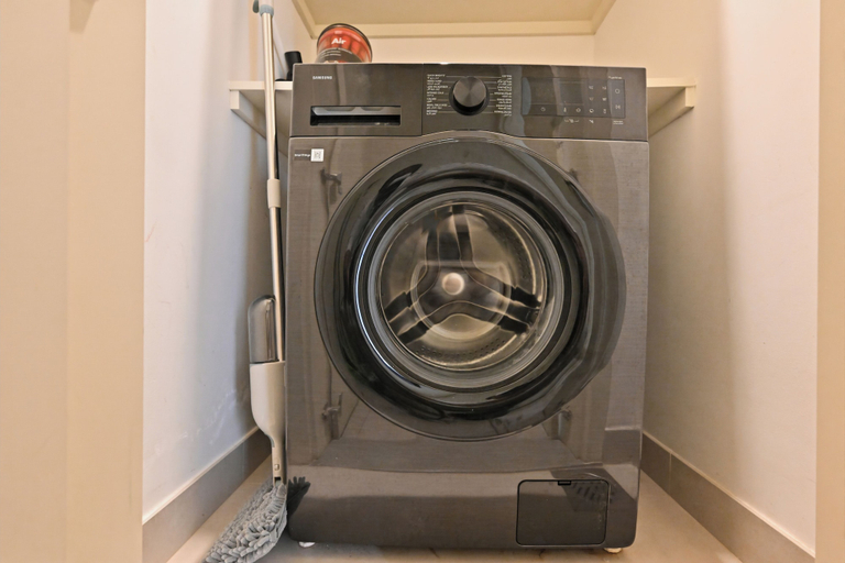 Laundry, Bloomfields Luxurious 3br in Arabian Ran, Dubai