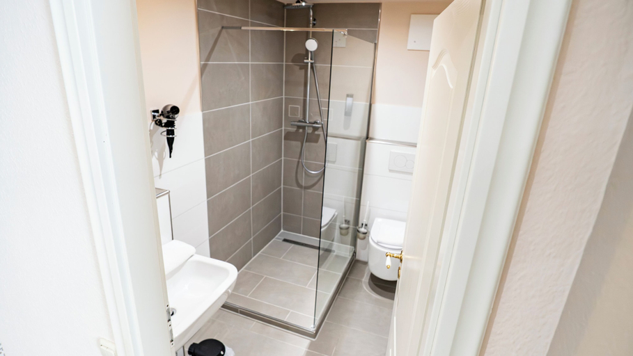Bathroom 5, Hotel Waldhalle, Herzogtum Lauenburg