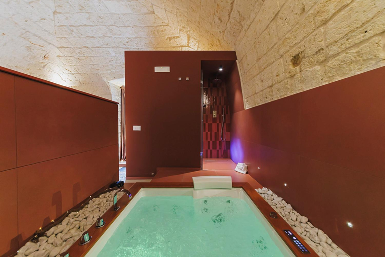Sport & Beauty 2, Harmonies BnB - Luxury Suites & Family Room Bari, Bari