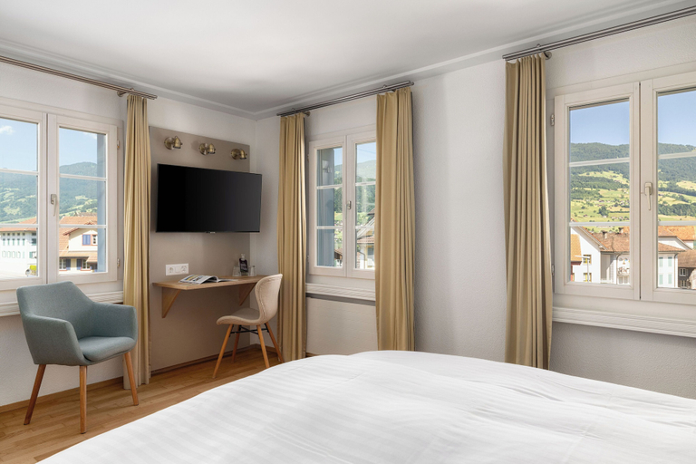 Bedroom 2, Hotel Kreuz by b_smart, Obwalden