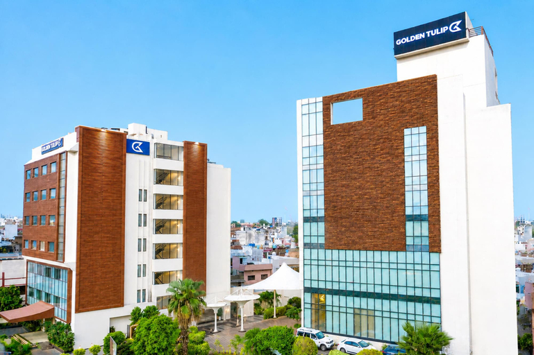 Exterior & Views 2, Golden Tulip Lucknow, Lucknow