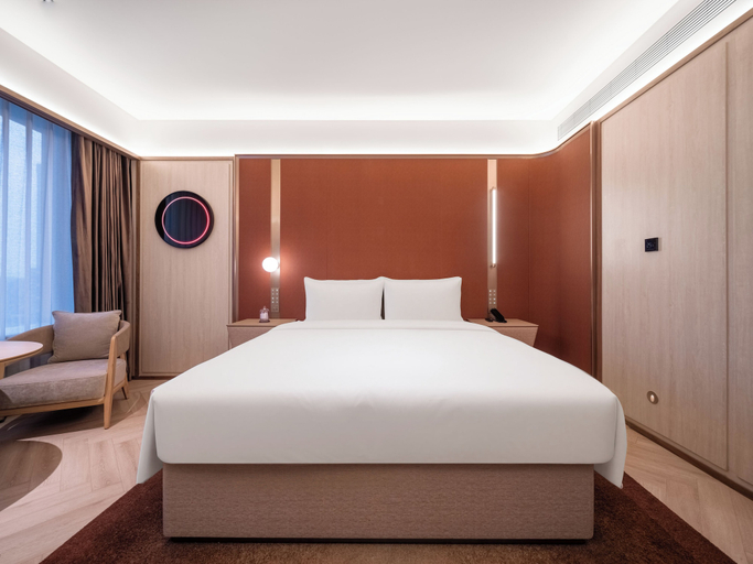 Room 5, Crystal Hotel Guangzhou Beijing Road Pedestrian Street, Guangzhou