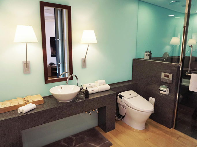 Bathroom 5, Park Hotel Tokyo, Minato