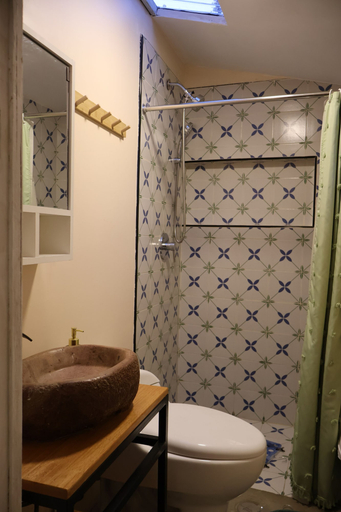 Bathroom 4, Casa Felicia y Victor, Puno