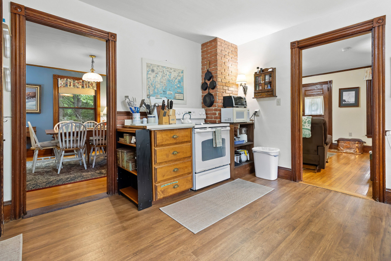 Interior 3, Century-old Oceanfront Home With Wraparound Porch - Walk Downtown, Dogs OK, Lincoln