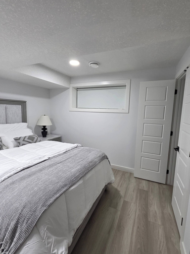 Room 3, The Secord Suite Escape Fun Base Near the Mall, Division No. 11