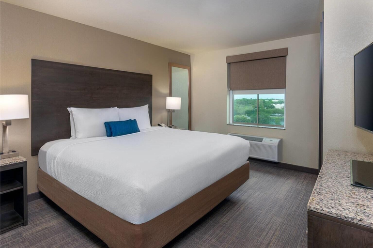 Bedroom 4, Coral Pointe Sarasota, an Ascend Collection Hotel, Sarasota