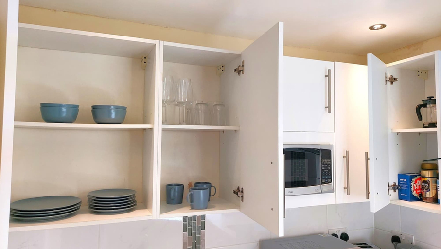 Room 4, Fine Studio Flat - Shepherds Bush Notting Hill, London