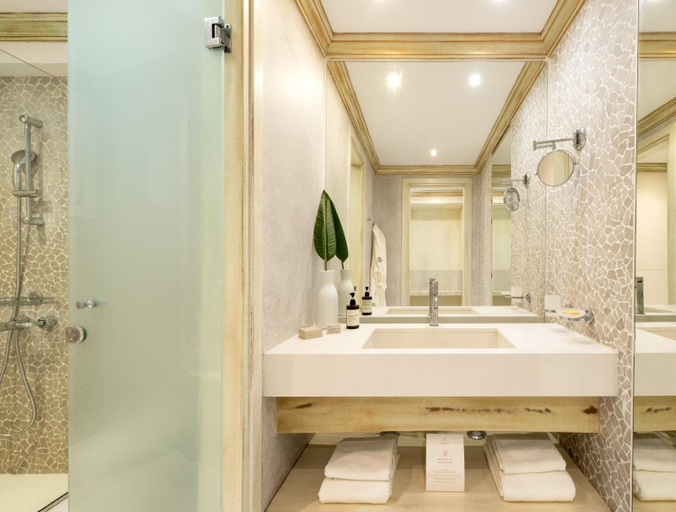 Bathroom 4, Mitsis Laguna, Crete