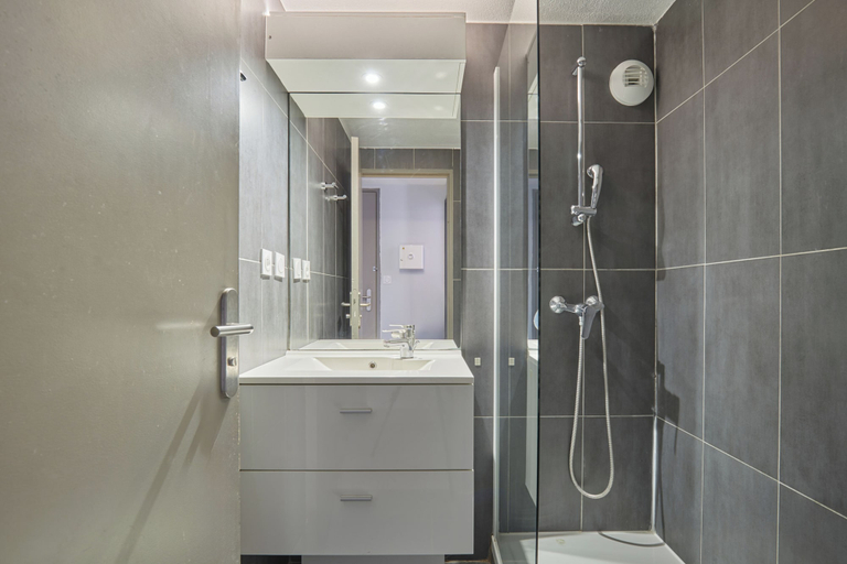 Bathroom 4, Odalys Résidence Aqualia, Hérault
