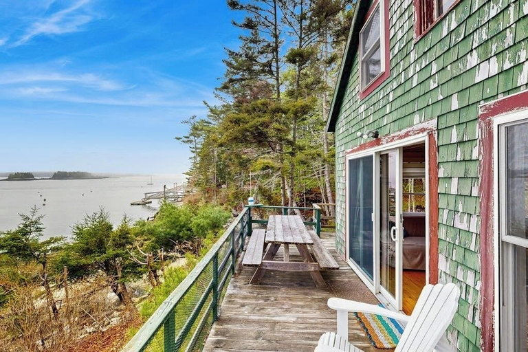 Outdoor dining 4, Bayfront Cottage With Fantastic Views & Minutes to Downtown - Dog-friendly, Lincoln