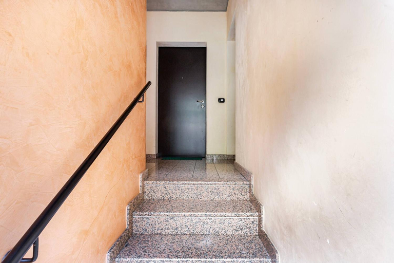 2, Central Apartment Caniggia 2 with Terrace in Como, Como