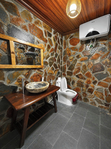Bathroom 5, Tam Coc Mountain Ecolodge, Hoa Lư