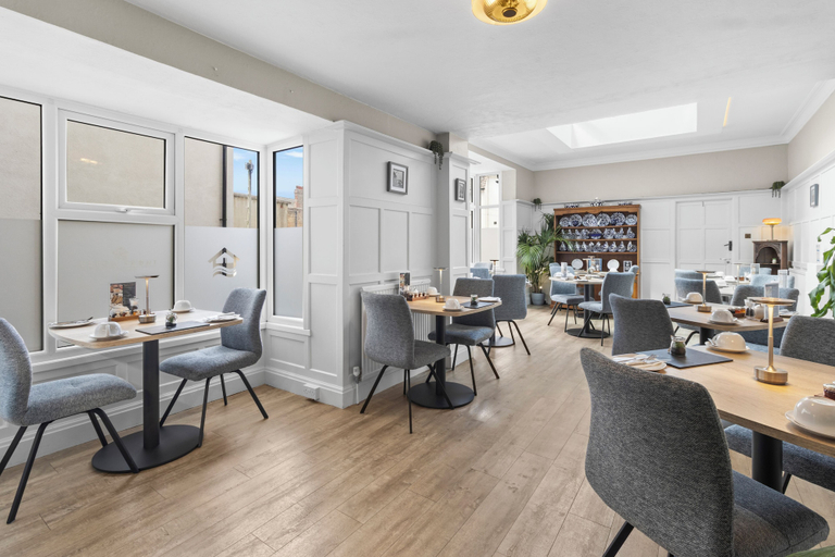 Food & Drinks 5, Beach Front Guest House, East Sussex