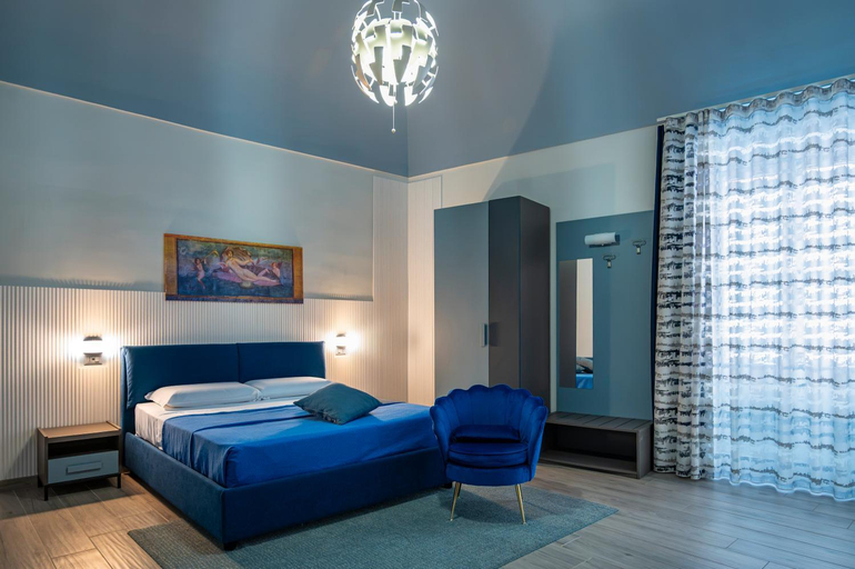Bedroom 2, Domus Alma Pompei, Napoli