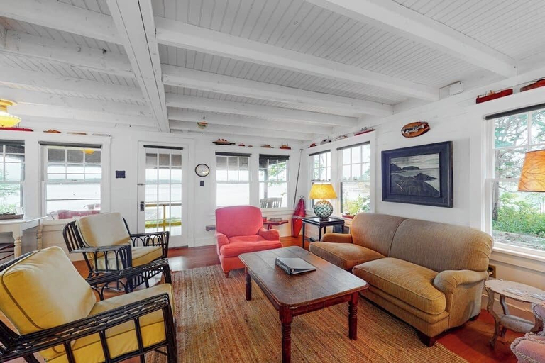 Living area 4, Waterfront Dog-friendly Cottage With Amazing Views, Deck, Grill, & Washer/dryer, Knox