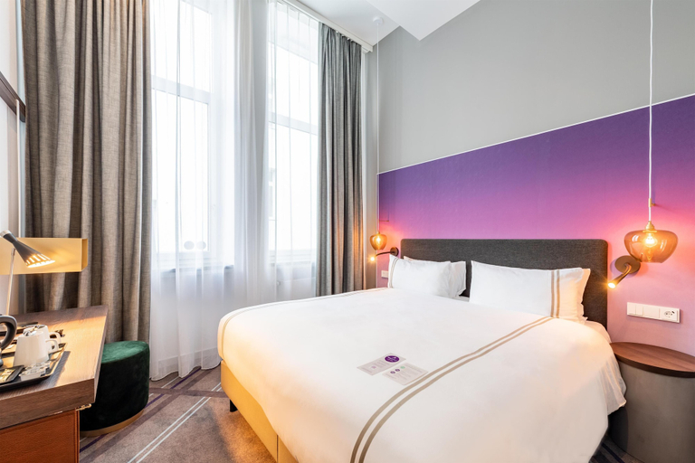Bedroom 5, Premier Inn Wuppertal City Centre, Wuppertal